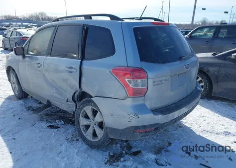 2015 Subaru Forester 2.5I Premium z USA, uszkodzony, nr VIN JF2SJAGC4FH565388
